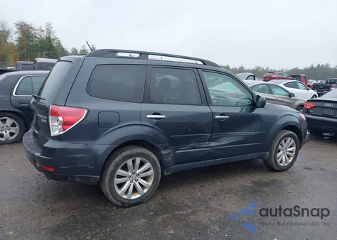 2012 Subaru Forester 2.5X Premium z USA, uszkodzony, nr VIN JF2SHADCXCH439614